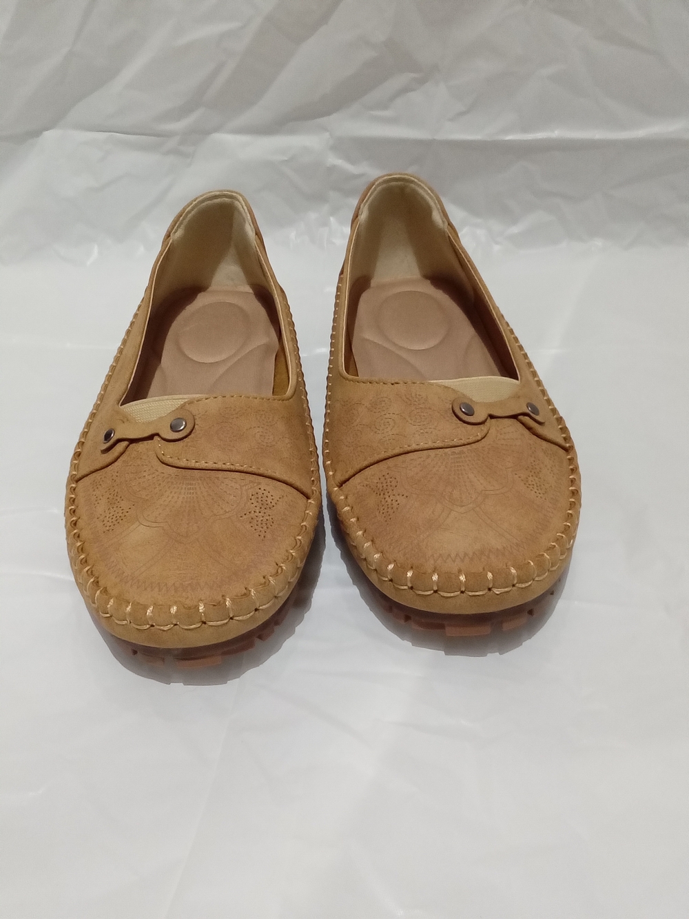 NWT Women's Tan Slip-On Comfort Moccasins